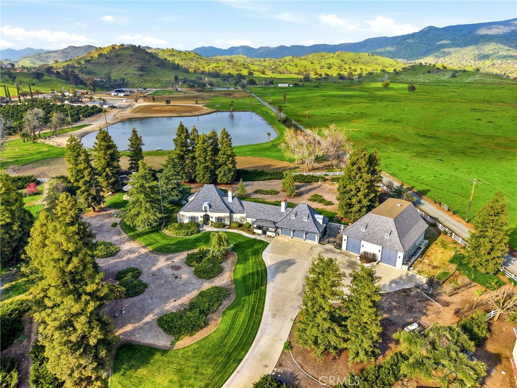 main property photo 14