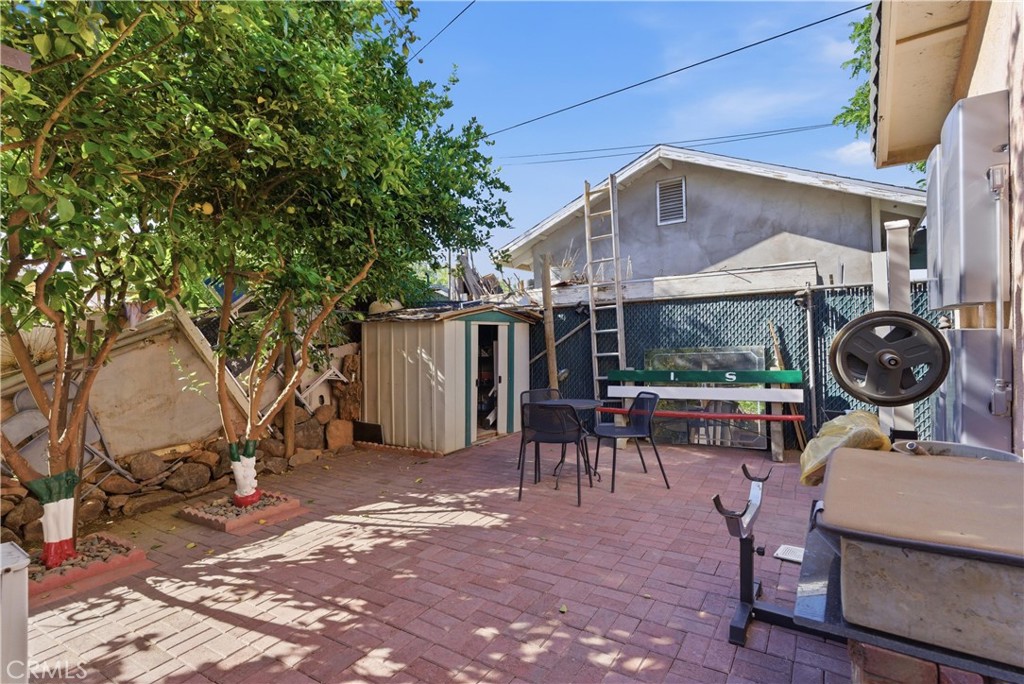 main property photo 18