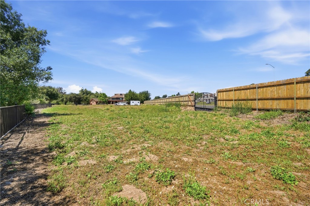 main property photo 39