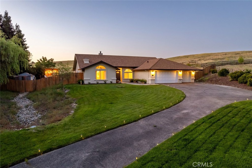 main property photo 5