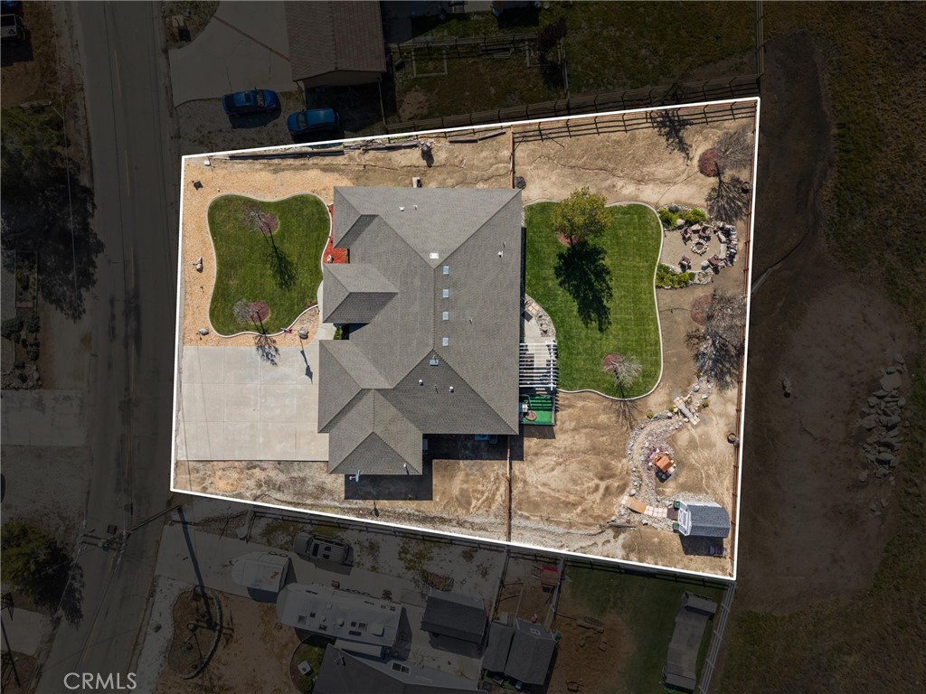 main property photo 3