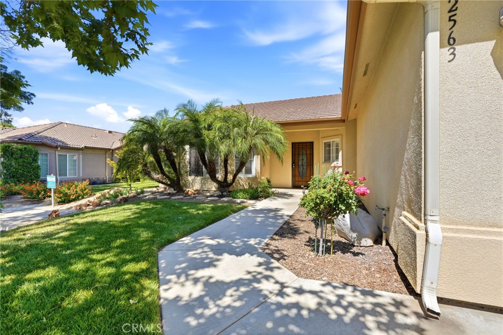 main property photo 11