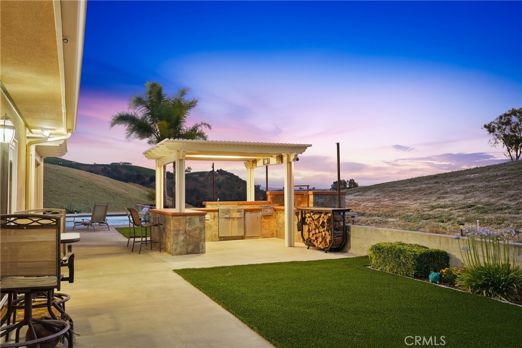 main property photo 31