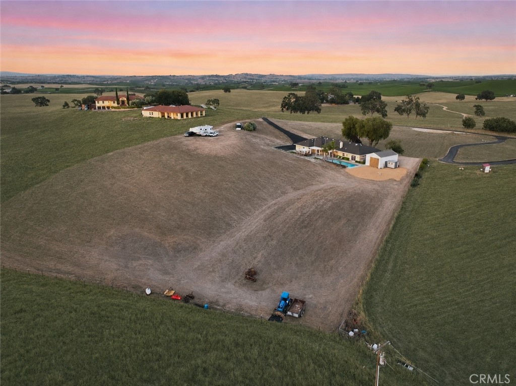 main property photo 44