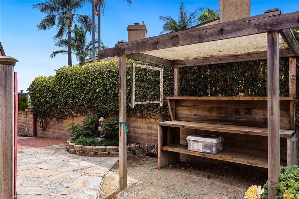 main property photo 51