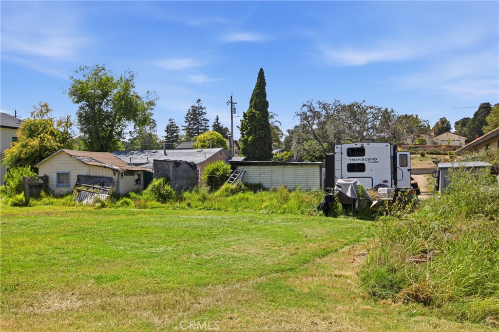 main property photo 7