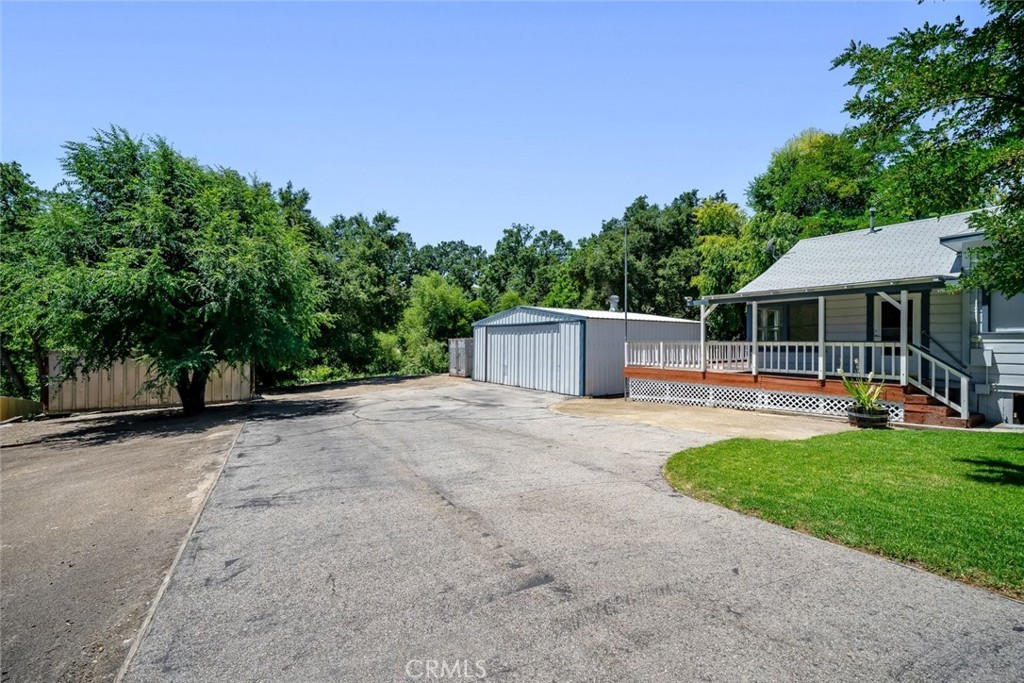 main property photo 31