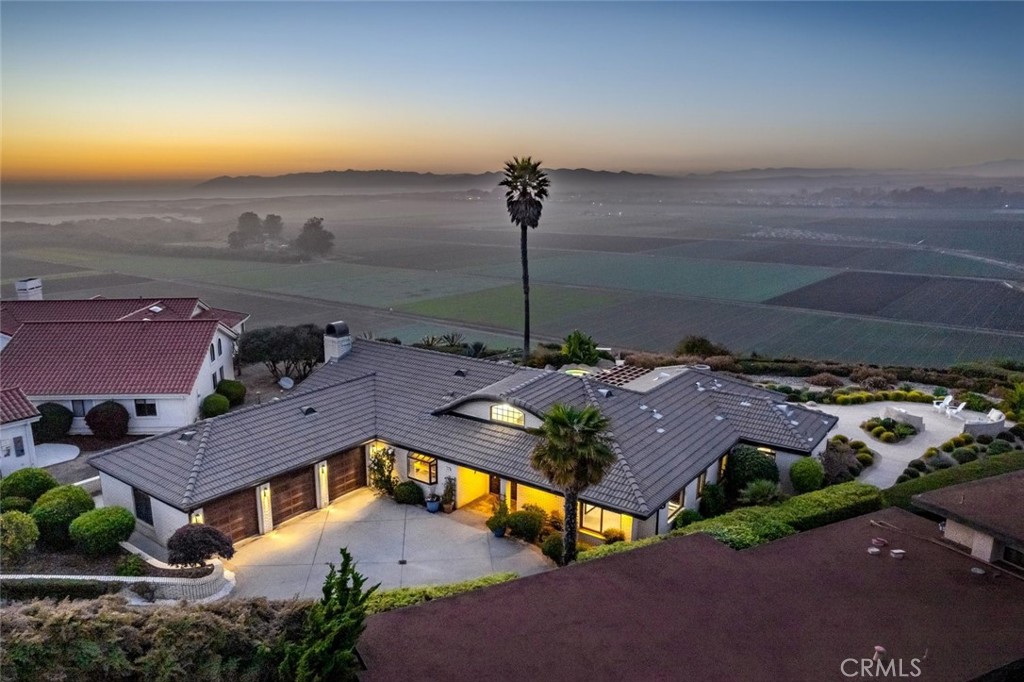 main property photo 50