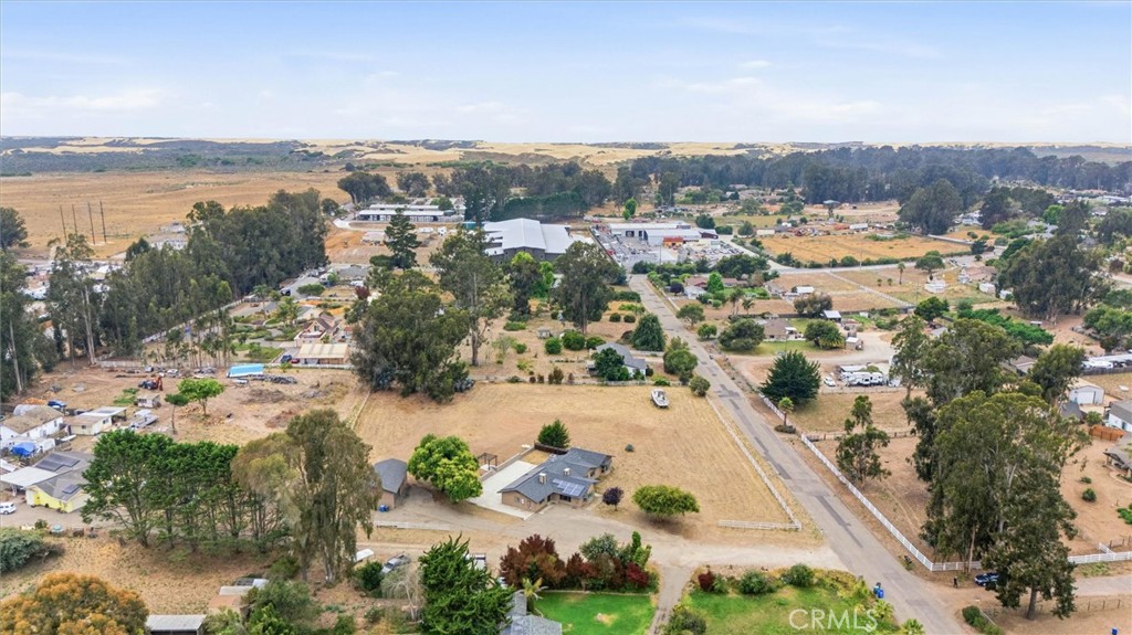 main property photo 37