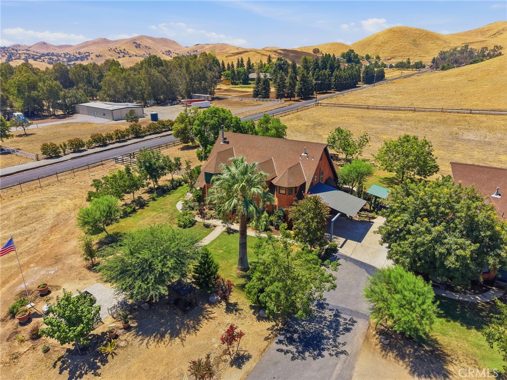 main property photo 7