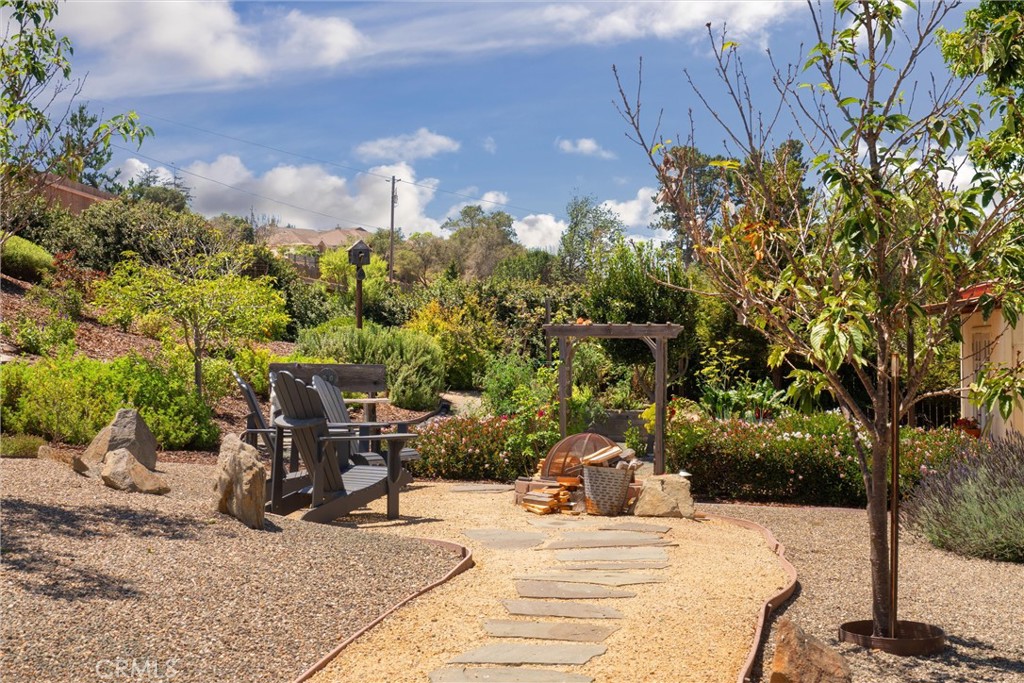 main property photo 30