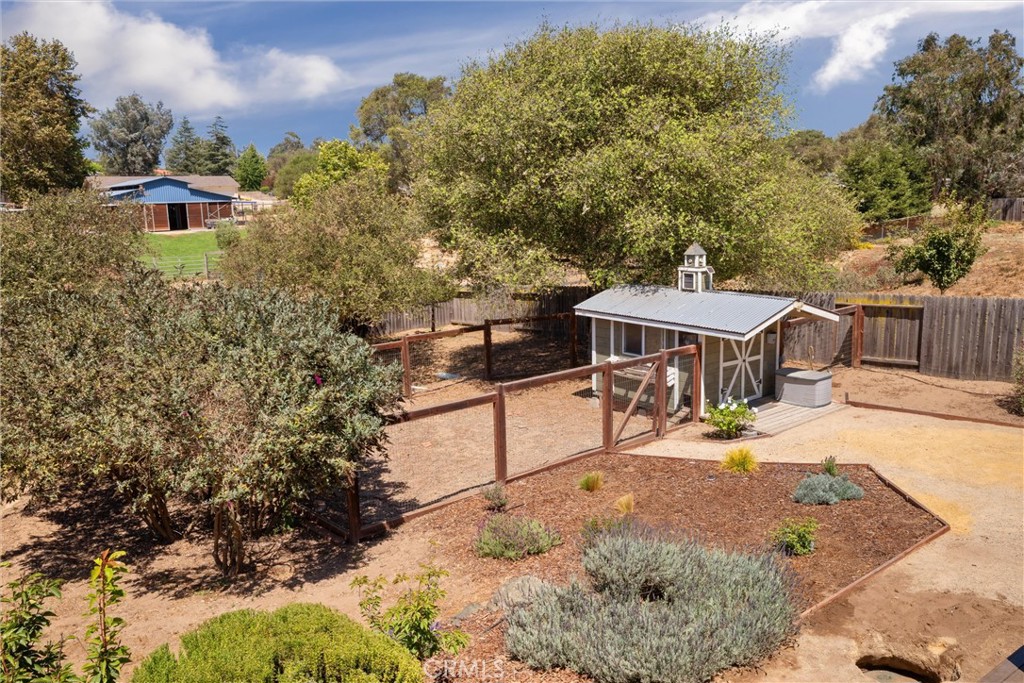 main property photo 39