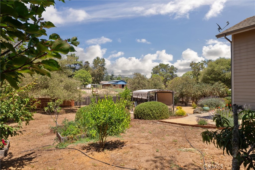 main property photo 41