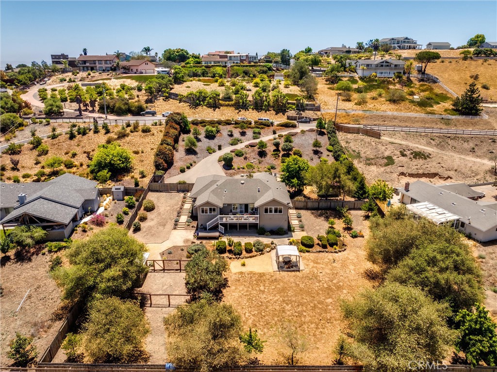 main property photo 50