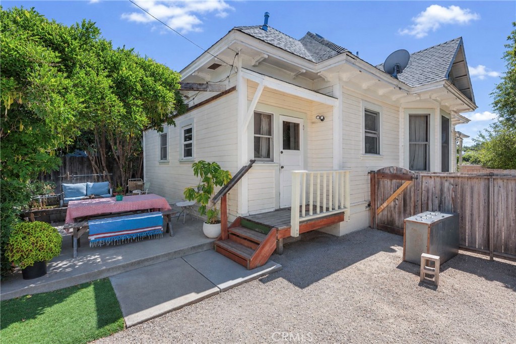 main property photo 23