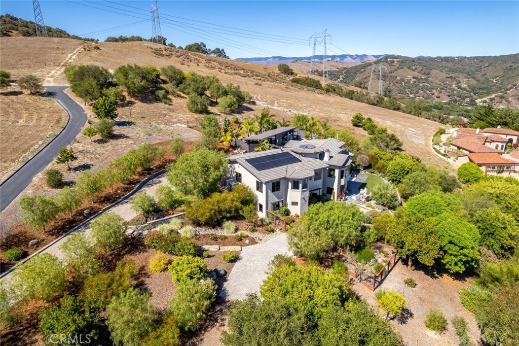 main property photo 66