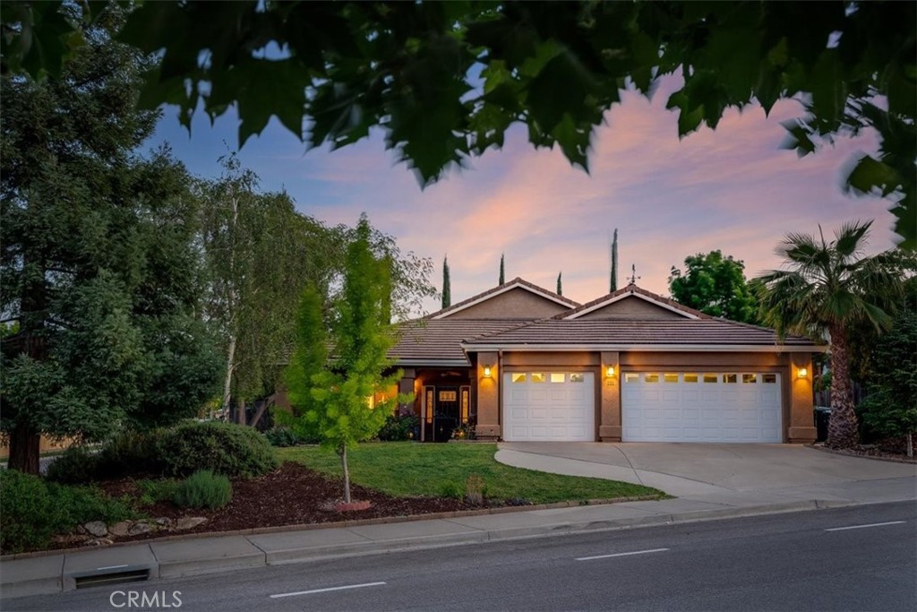 main property photo 1
