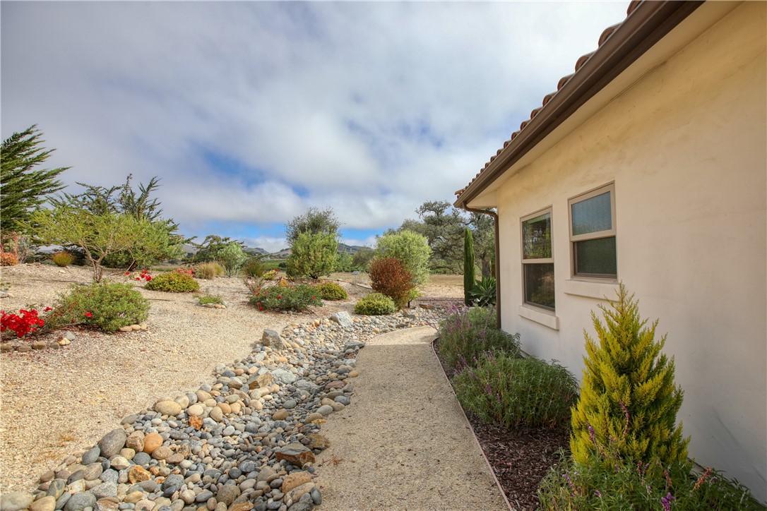 main property photo 38