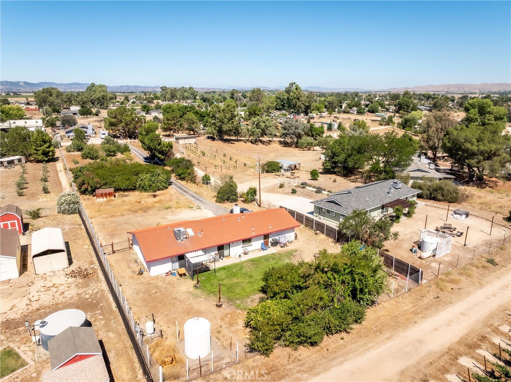 main property photo 22