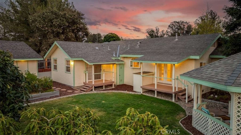 main property photo 40