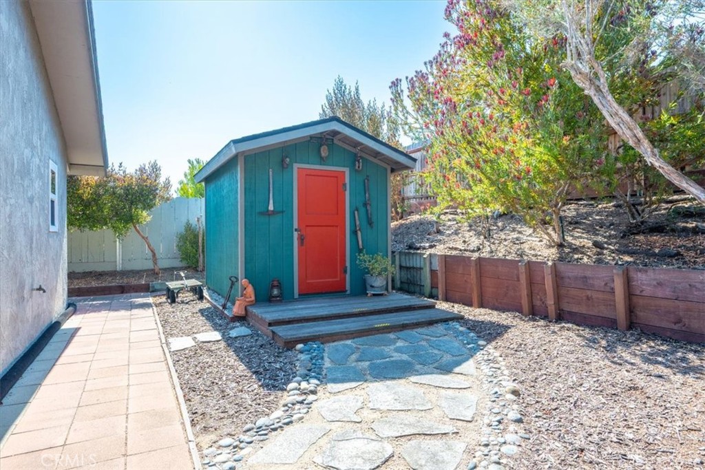 main property photo 29
