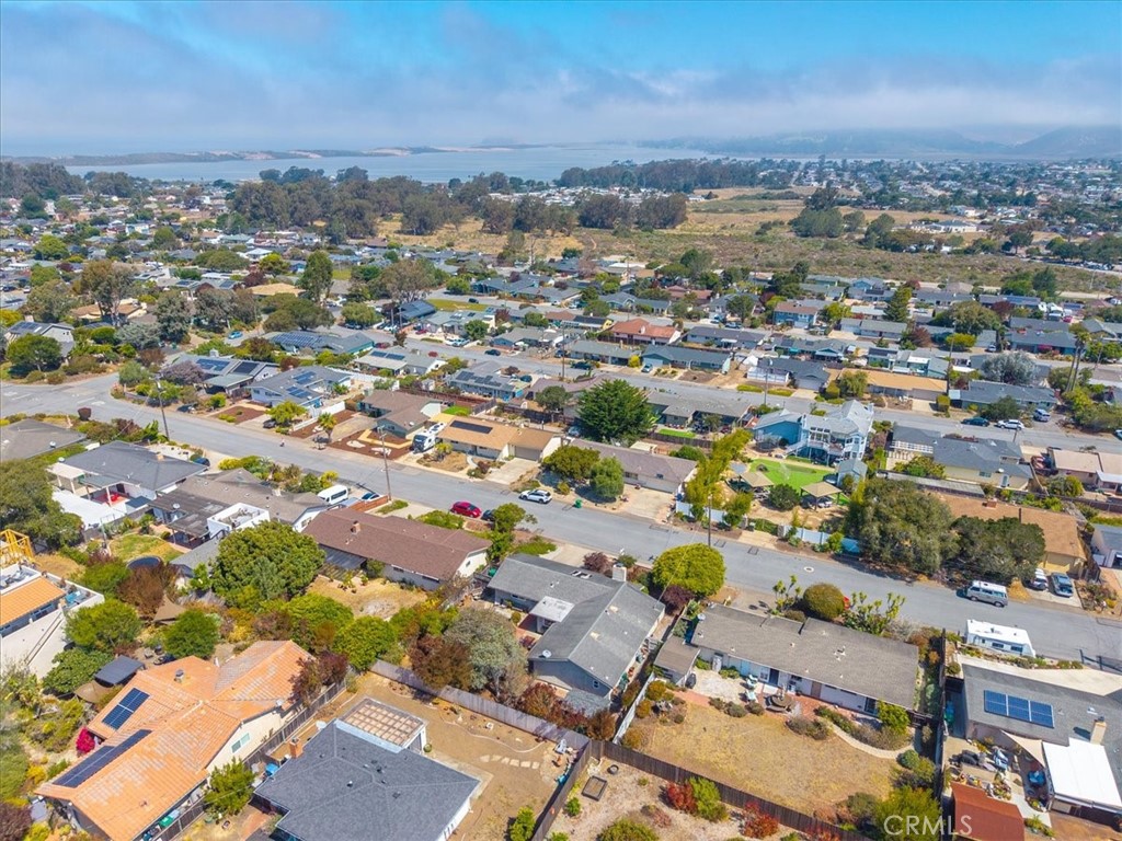 main property photo 30