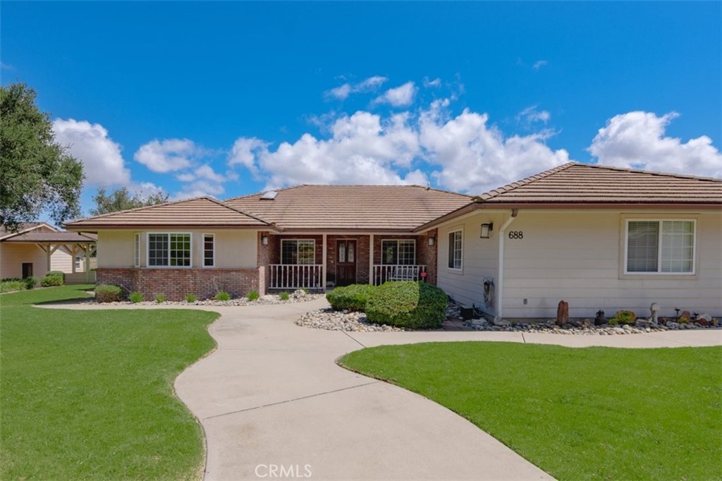 main property photo 2
