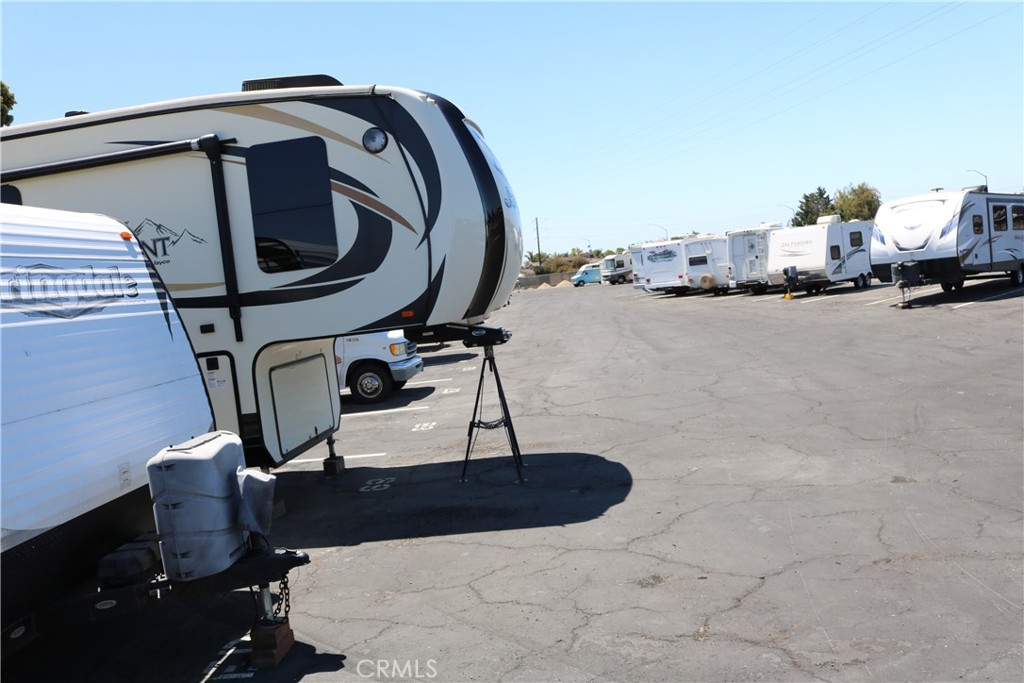 main property photo 41