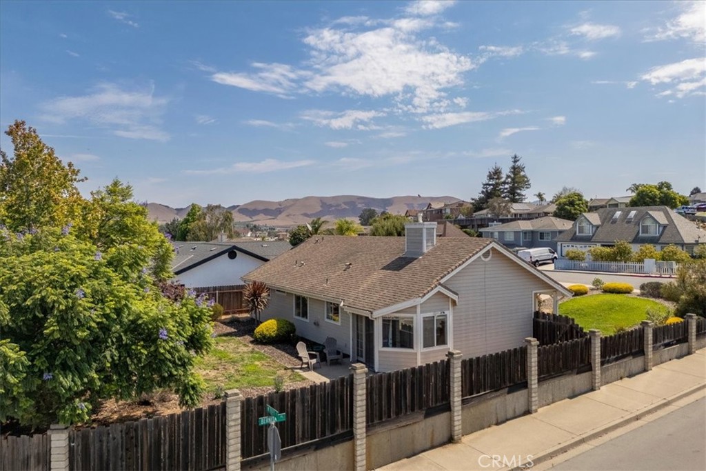 main property photo 17