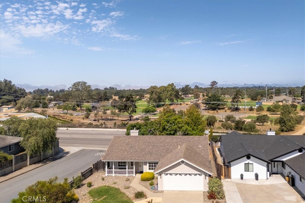 main property photo 19