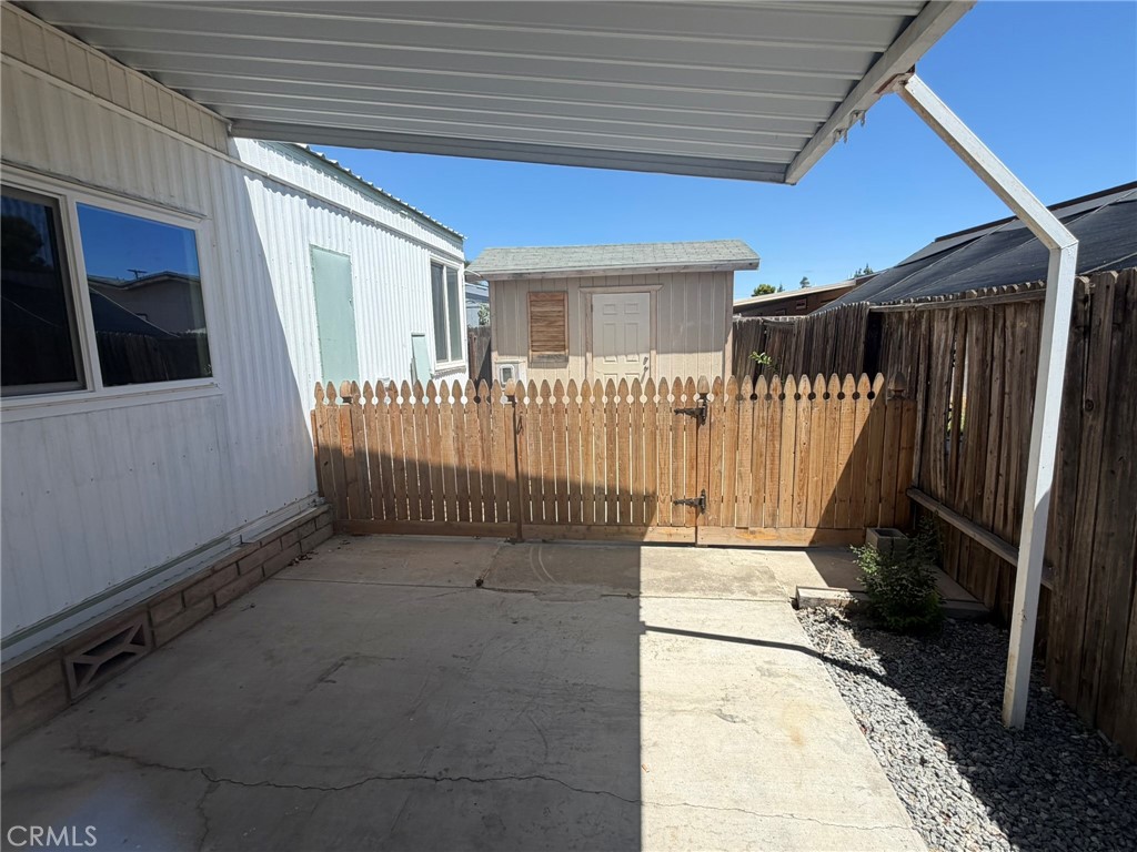 main property photo 41