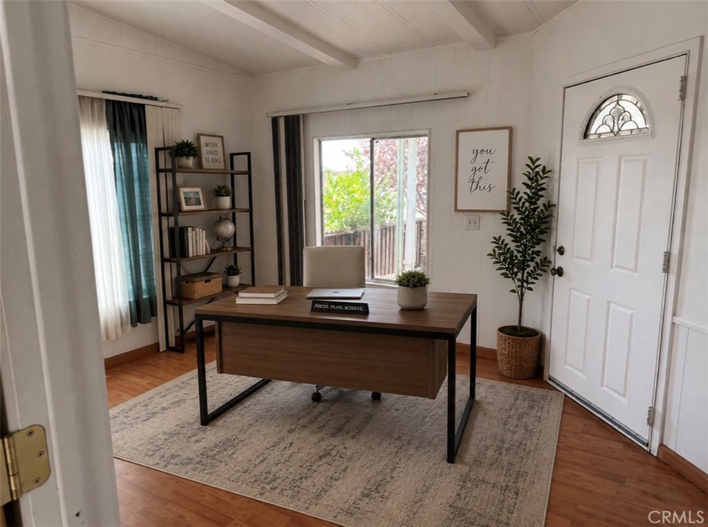 main property photo 6