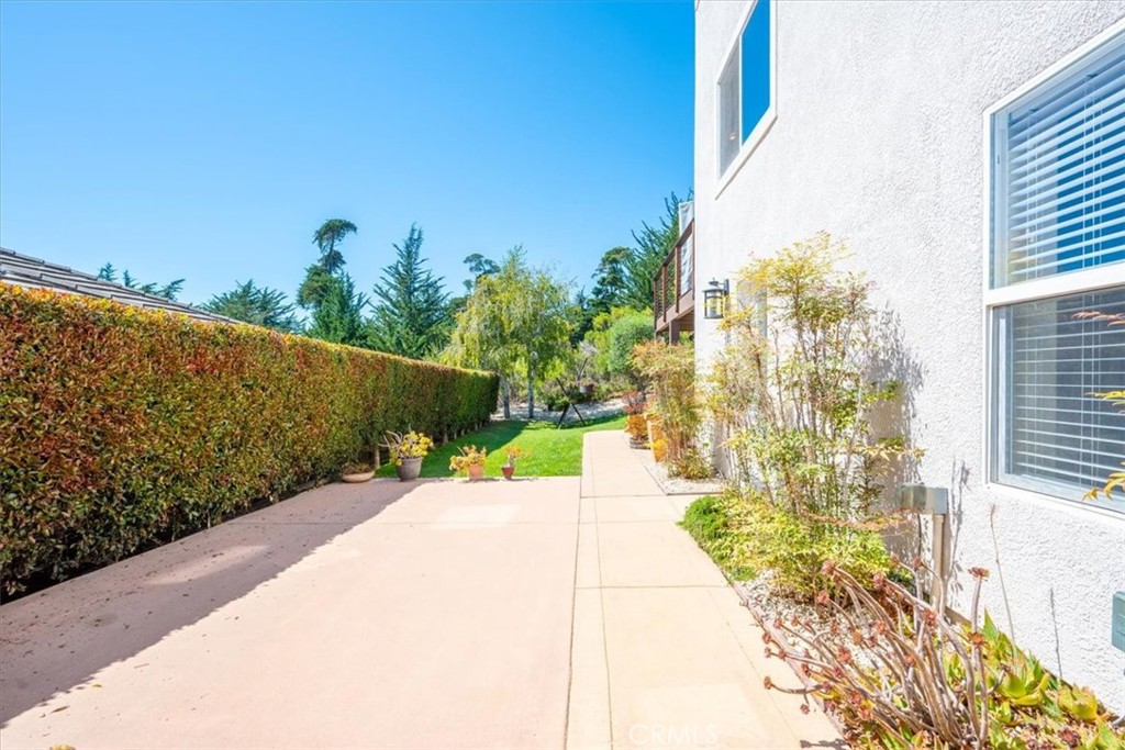 main property photo 64