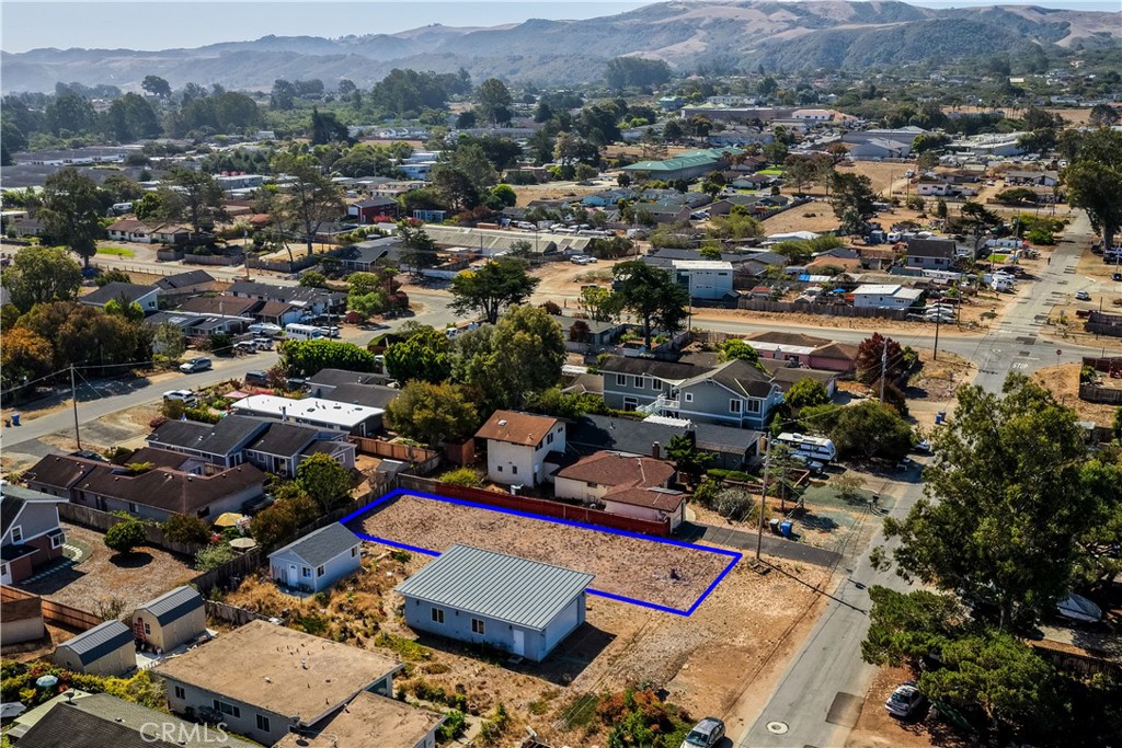 main property photo 5