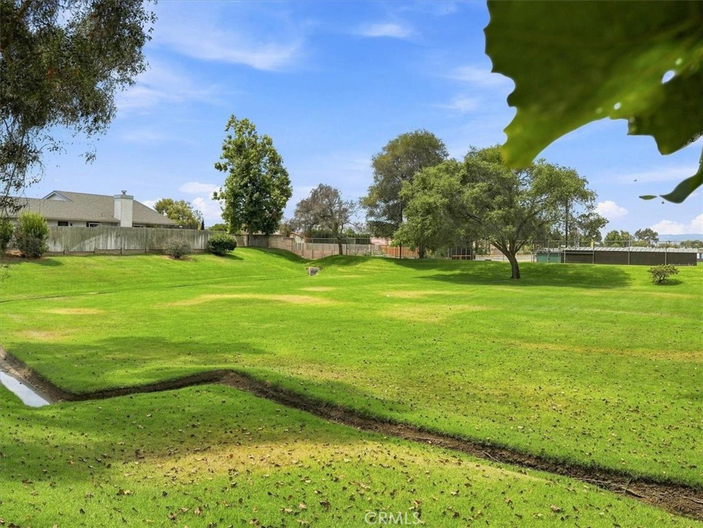 main property photo 40