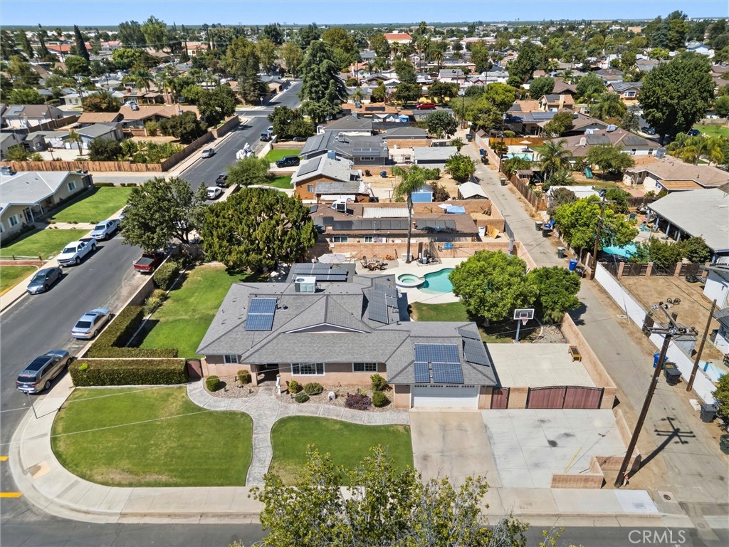 main property photo 48