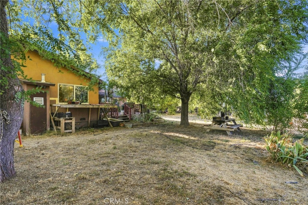 main property photo 30