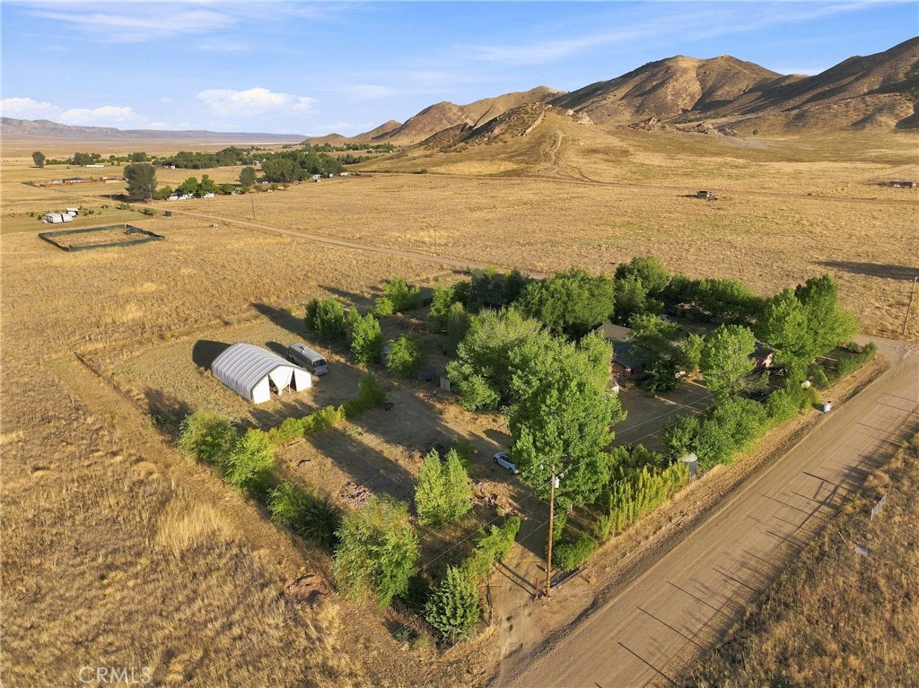 main property photo 40