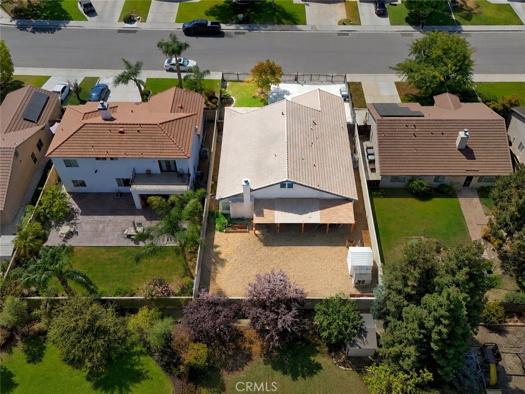 main property photo 23