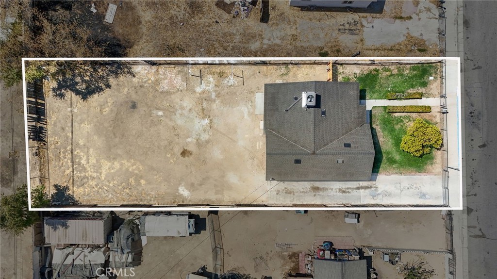 main property photo 17