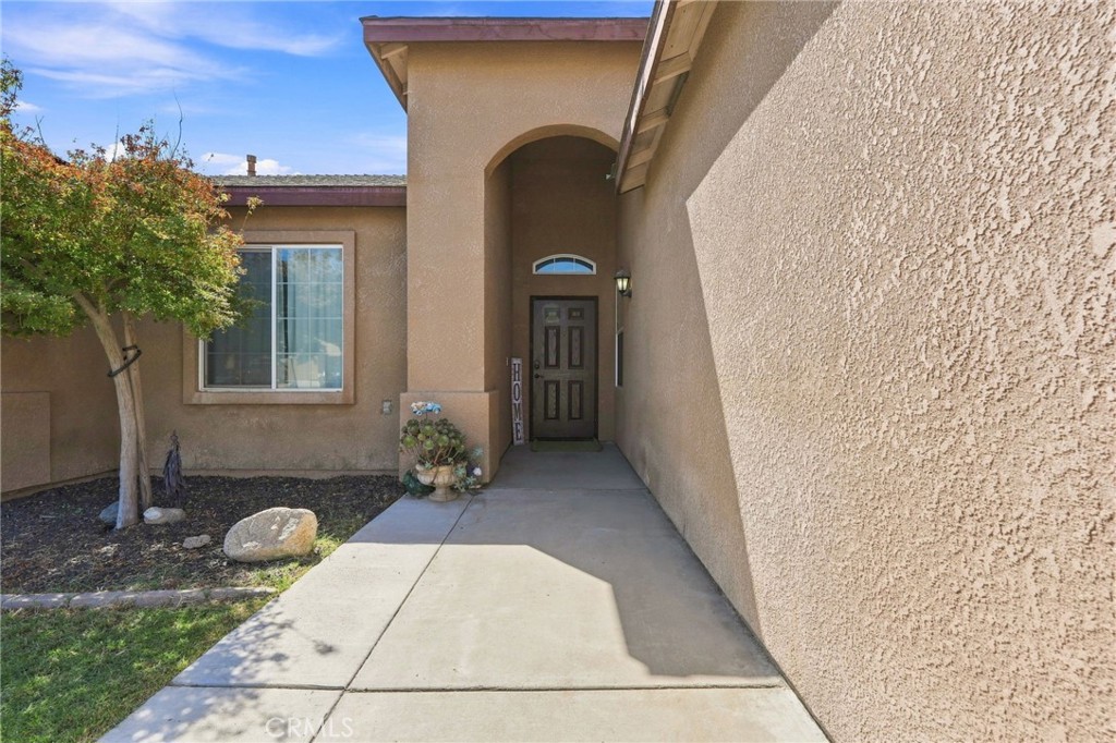 main property photo 11