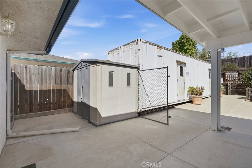main property photo 25