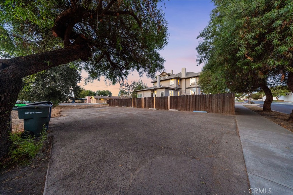 main property photo 71