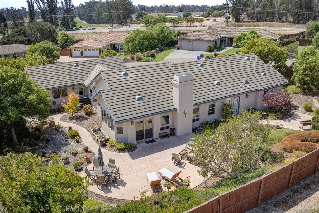main property photo 12