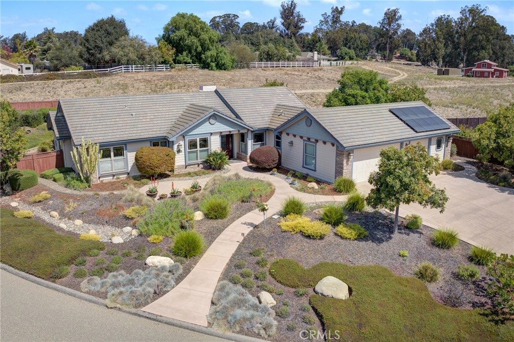 main property photo 6