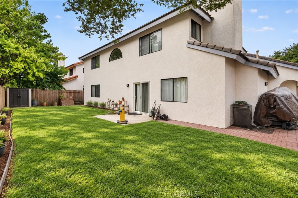 main property photo 23
