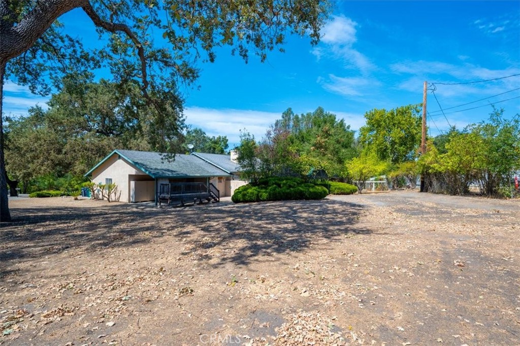 main property photo 12