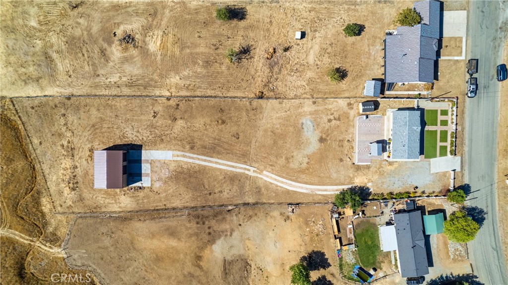 main property photo 34