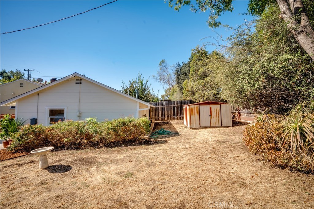 main property photo 26