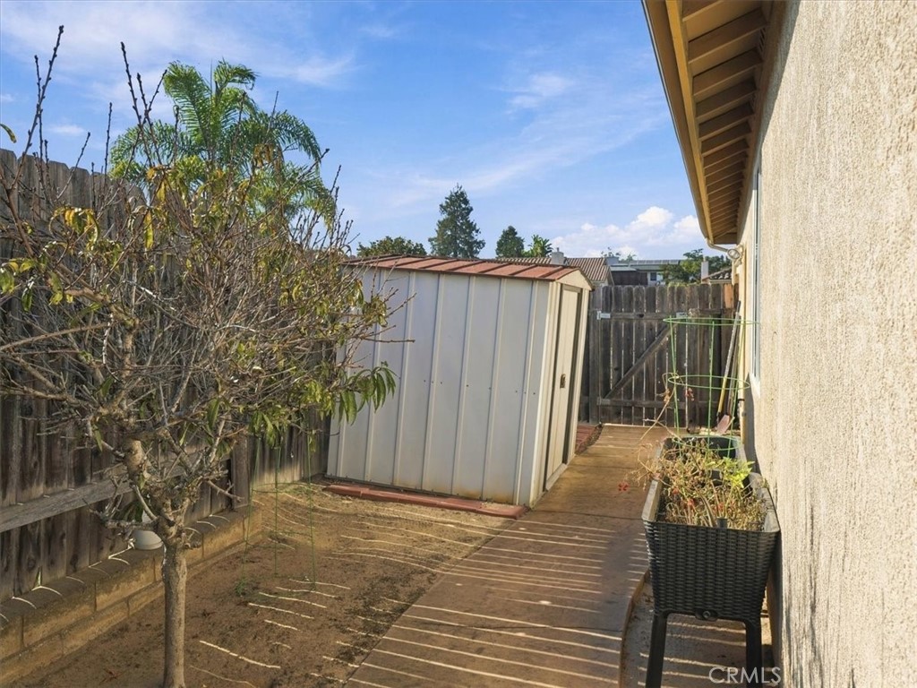 main property photo 44